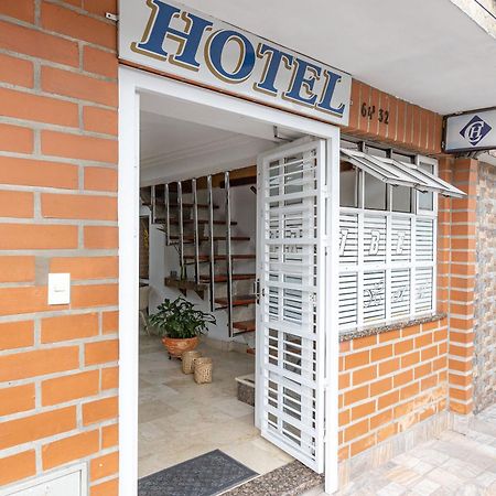 Gran Caribe Hotel 메딜린 외부 사진